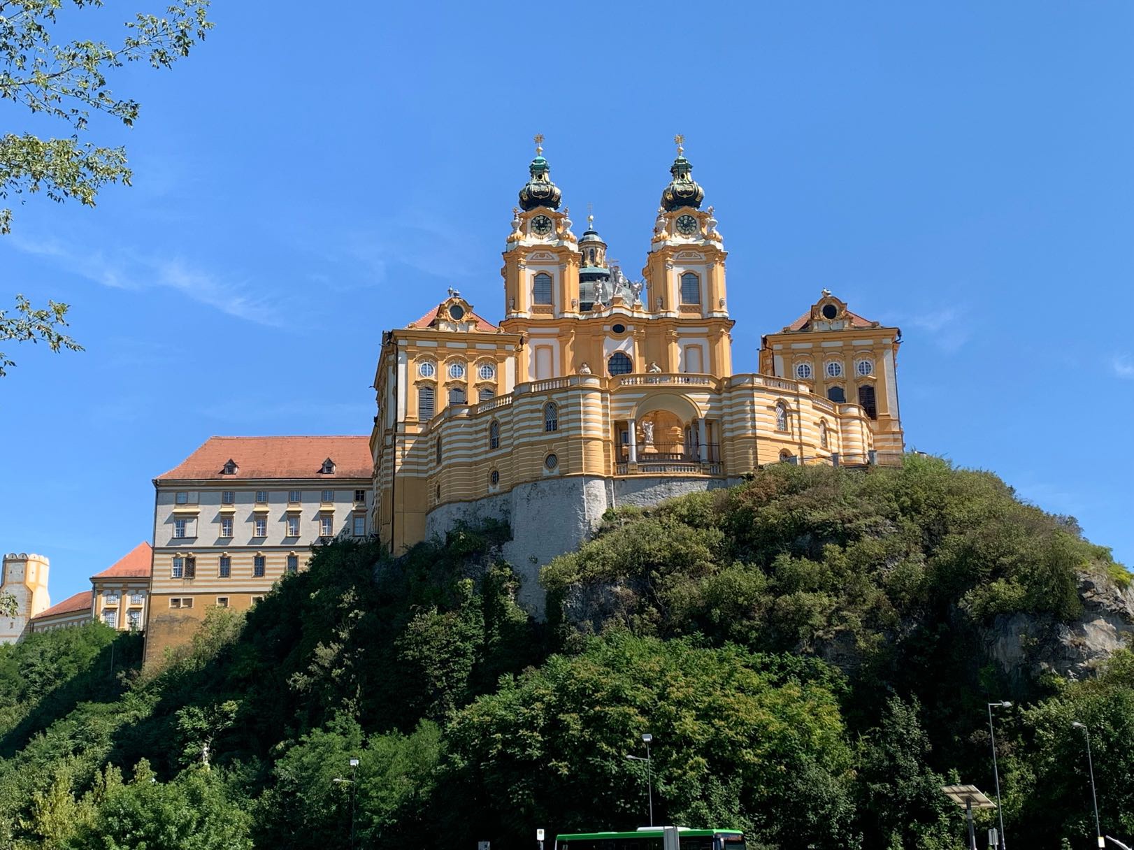 Castles everywhere, and tourists too!