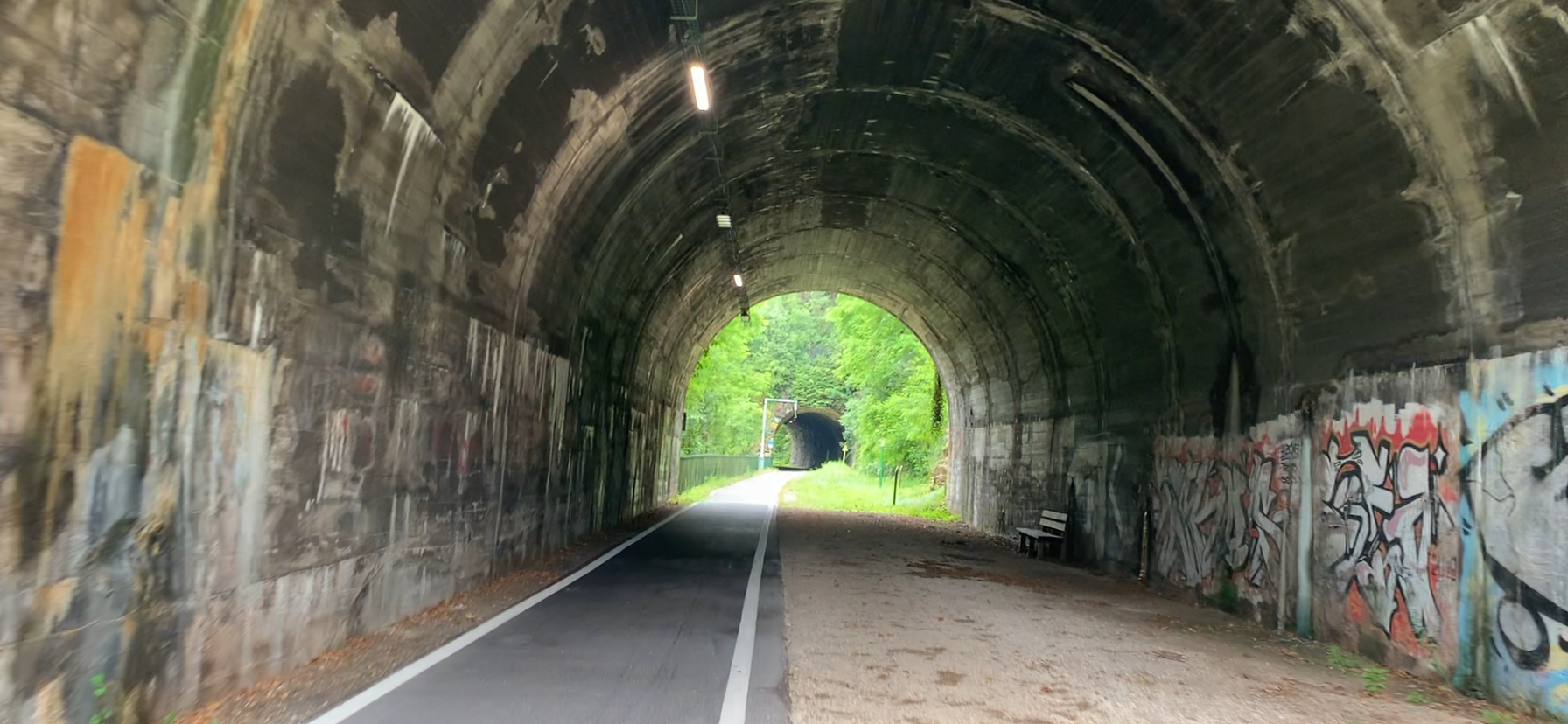 Tunnels! My favorite thing!